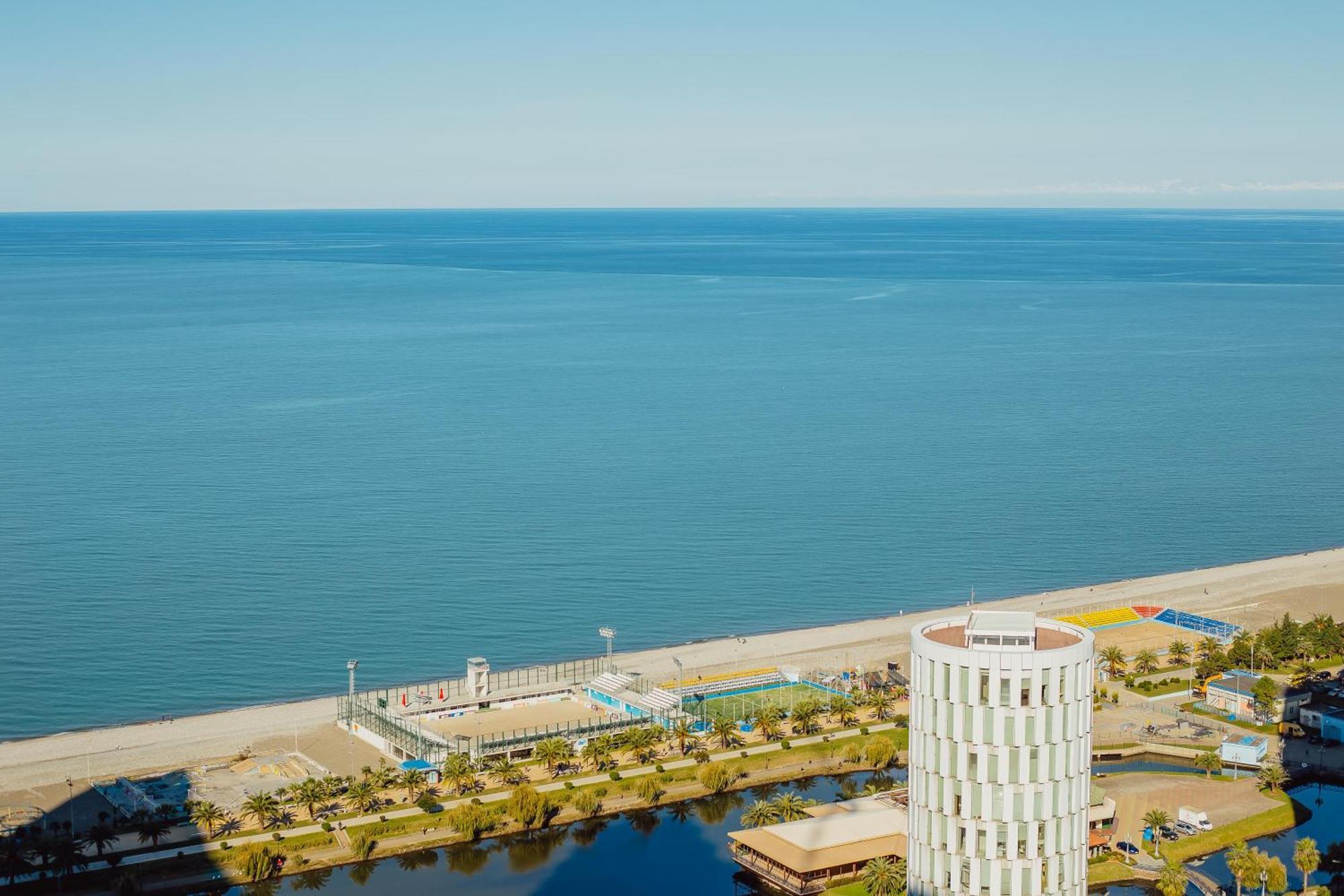 Orbi D2 Seaside شقة باتومي